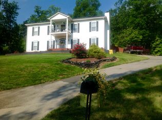 1221 Belgian Dr, Dalton, GA 30720