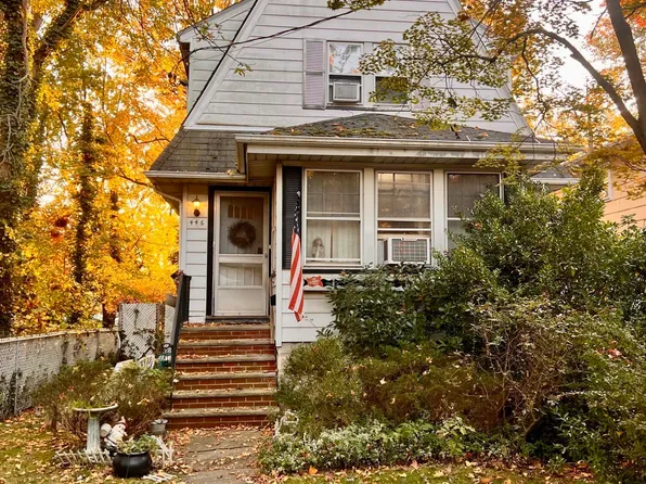 446 Vernon Ave, Staten Island, NY 10309