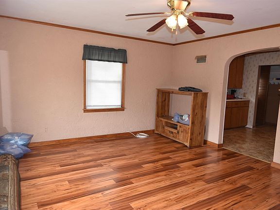 2nd image of 4205 N Columbus Ave