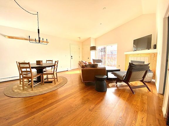 2nd image of 253 Pelican Cir Unit 1606