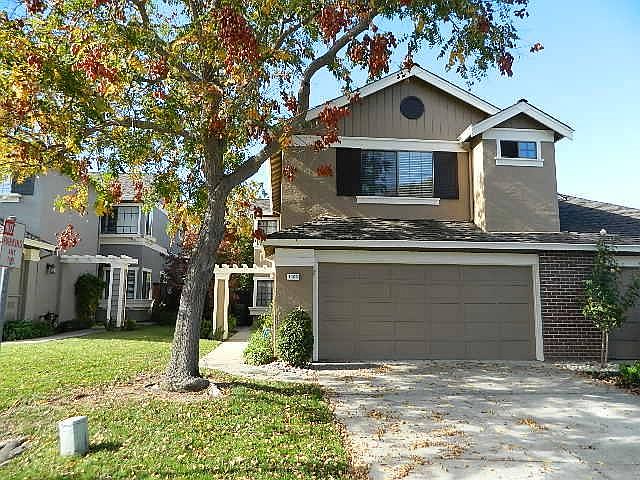 1st image of 1100 Sunshine Cir