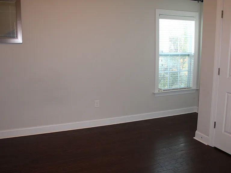 241 Vinewood Pl — Photo 18