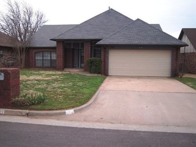 700 Harvest Trl, Yukon, OK, 73099