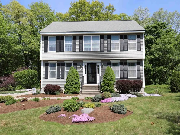 29 Peaslee Drive, Pembroke, NH 03275