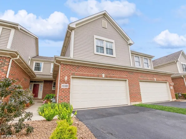 13381 Forest Ridge Dr, Palos Heights, IL 60463