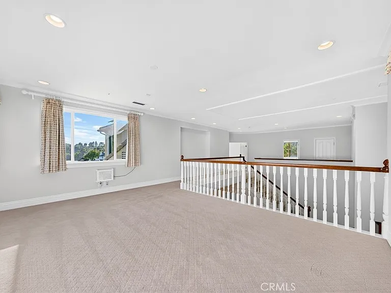 21004 Mendenhall Ct — Photo 35