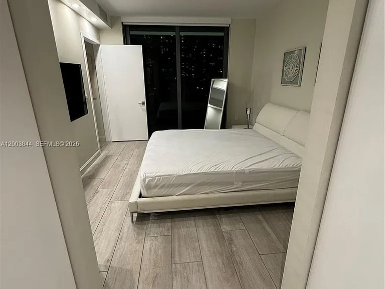 55 SW 9th St #1204 — Photo 3