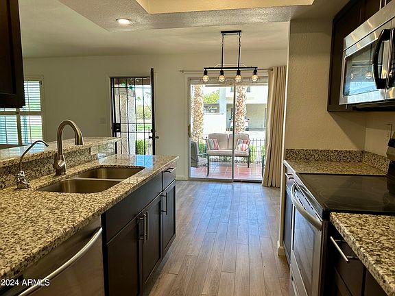 5th image of 730 E EUGIE Avenue
