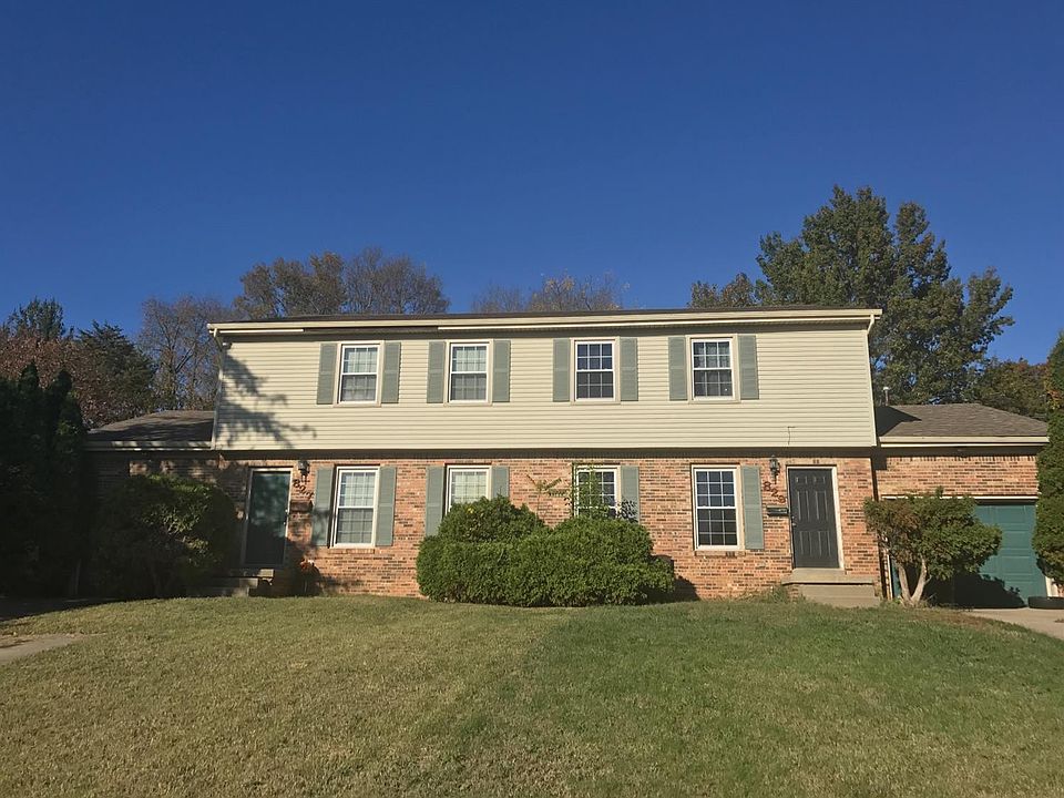 1st image of 827 Malabu Dr #829
