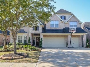 8822 Snowy Owl Loop, Missouri City, TX 77459