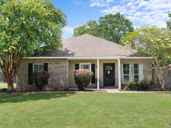 7517 Hickory Ridge Dr, Denham Springs, LA 70706