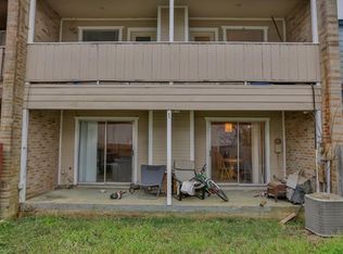 111 Normal Park Dr #B, Huntsville, TX 77320