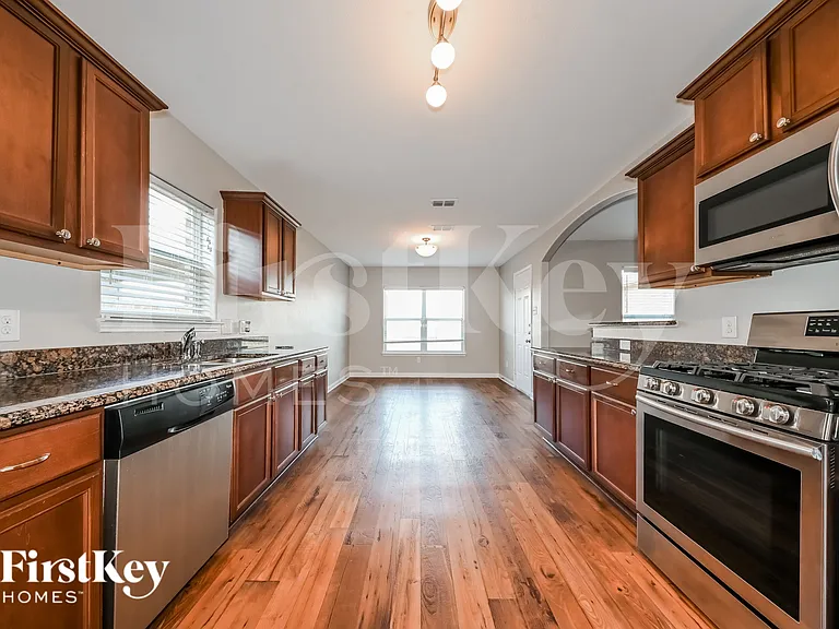 2029 Cone Flower Dr — Photo 10
