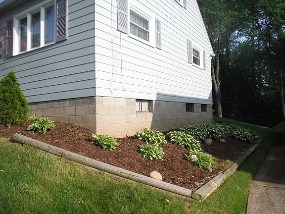 Easy maintenance landscaping