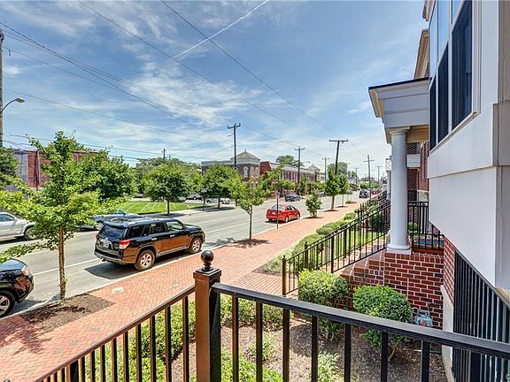 5th image of 1725 W Cary St