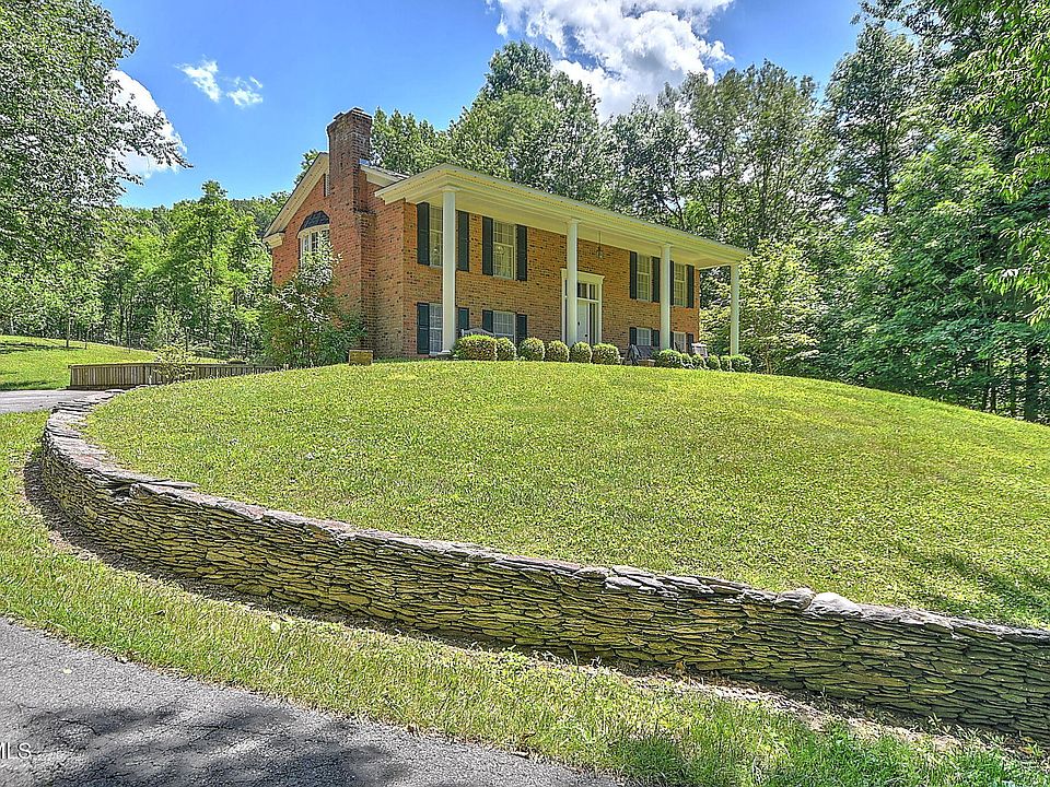 1st image of 20591 Azen Rd