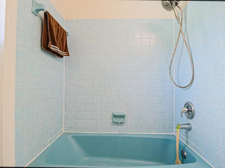 1329 NW 84th Dr — Photo 11