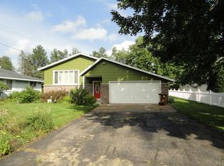 801 Mary Ann Ave, Stevens Point, WI 54481