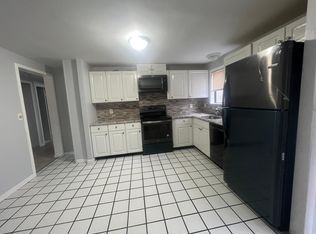 98 Shepards Knoll Dr #98, Hamden, CT 06514