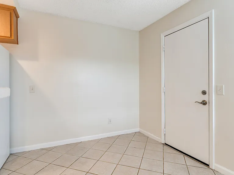 20213 Mesquite Canyon Rd — Photo 6