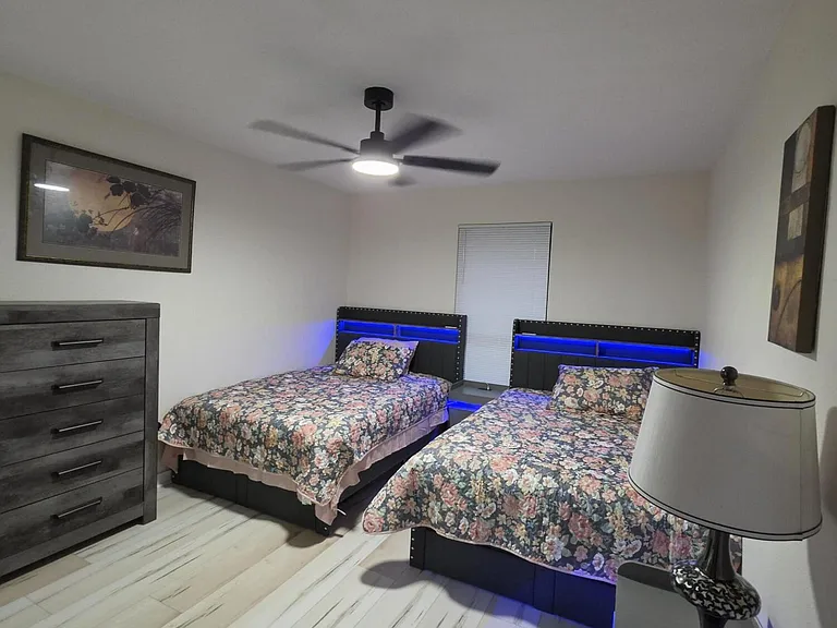 7411 Colony Cove Ln — Photo 11