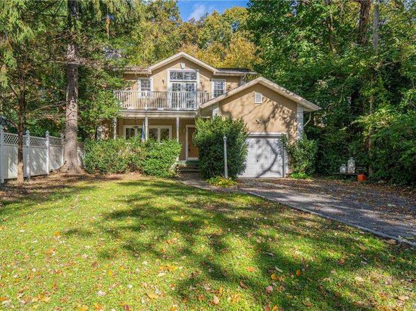 Glen Head Ny Foreclosures Foreclosed Homes For Sale 9 Homes Zillow