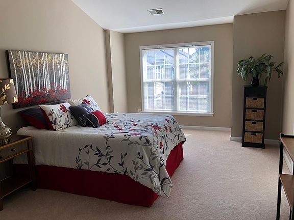 Large Master bedroom1