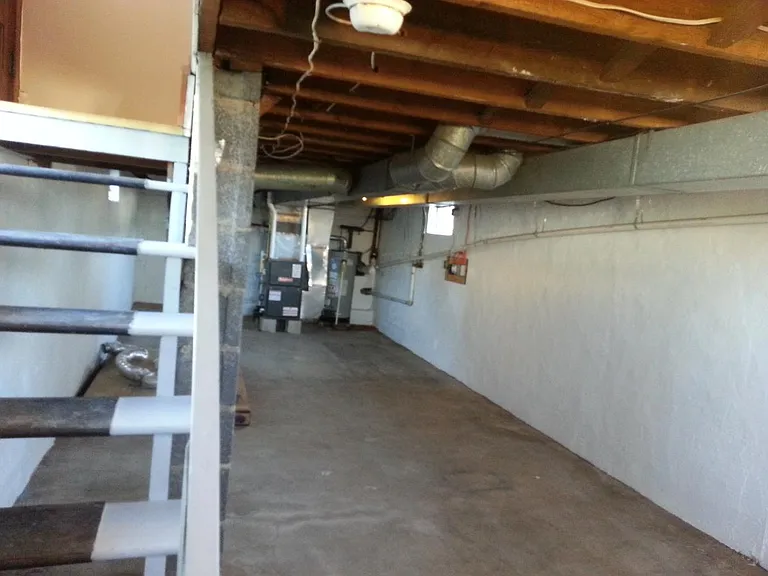 Full Basement