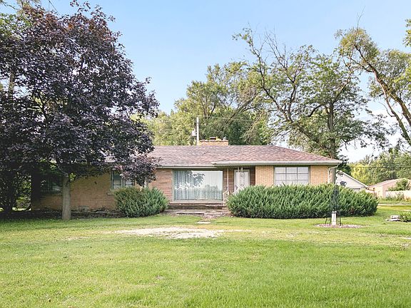3rd image of 2098 W 2000s Rd