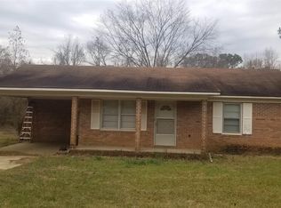 225 Outlaw Dr, Midville, GA 30441