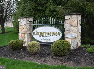 29 Ashley Dr, Warminster, PA 18974