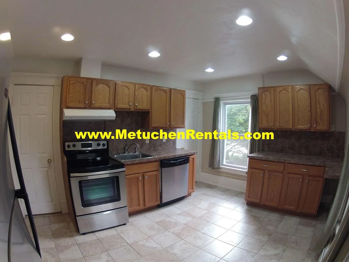 1 bed, 1000 sqft, $2,295 — Photo 4