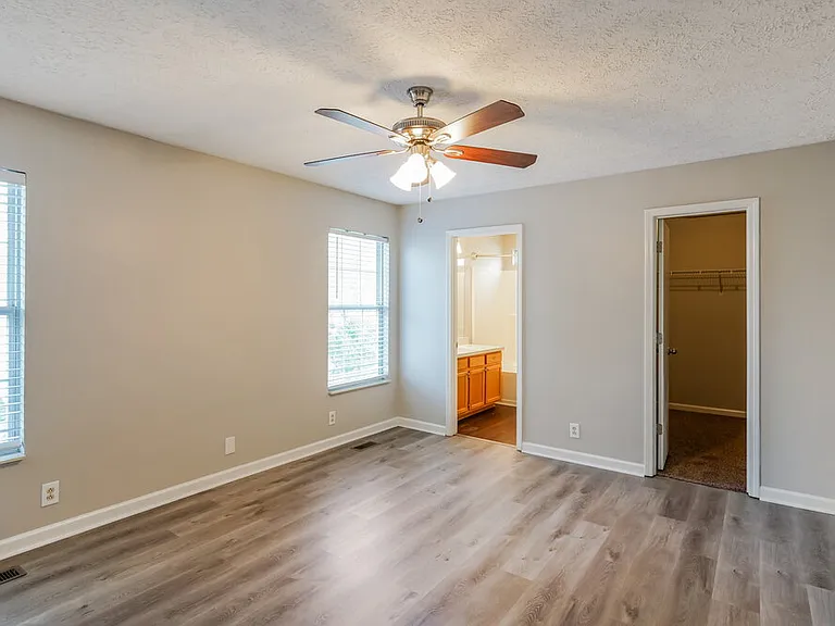 3104 Chambley Ct — Photo 9