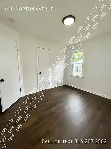 650 Norton Ave Photo 1
