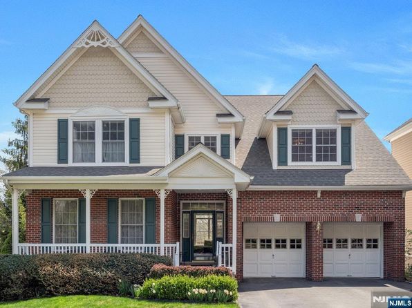 6 Knollwoods, Oakland, NJ 07436