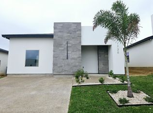 1720 Fresnillo Dr, Laredo, TX 78046