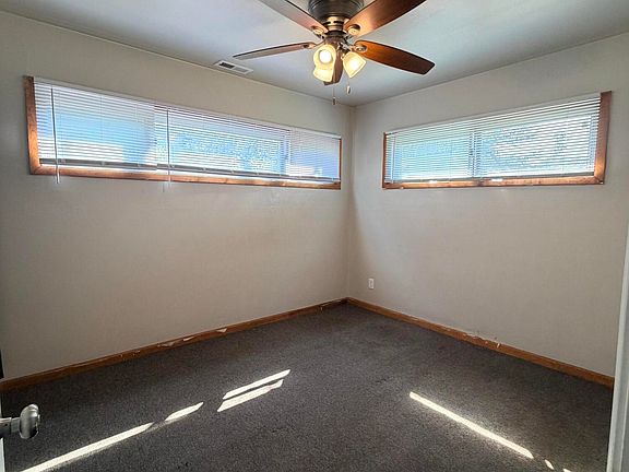 5th image of 2232 Whitcomb St
