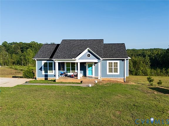 3rd image of 90 Chaffin Ln