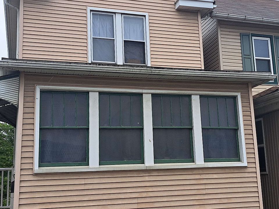 2nd image of 541 Edison Ave
