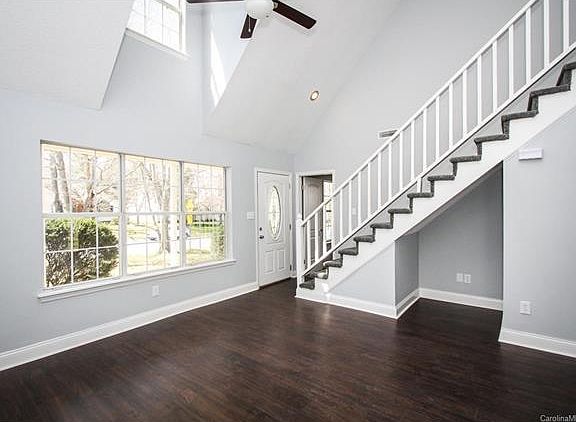 3rd image of 3712 Cedarbark Dr