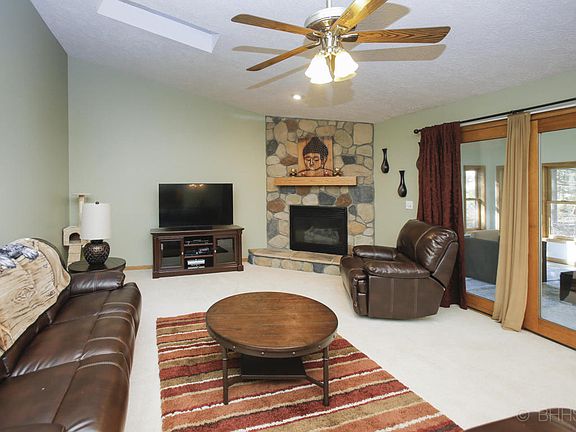3rd image of 27567 Rolling Pines Ct