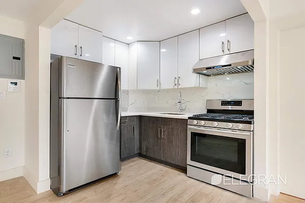 Rented by (Legacy) Elegran | media 13