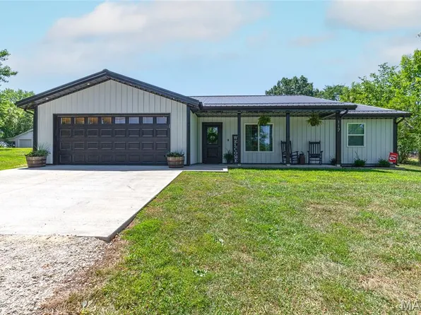 117 College St, Crocker, MO 65452