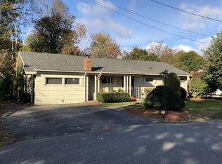 27 Deer Pond Dr, Leicester, MA 01524
