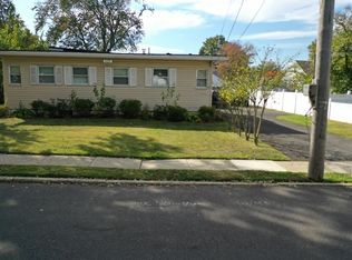 815 N Oakland Ave, Runnemede, NJ 08078