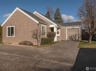 800 SE Parkside Place, College Place, WA 99324