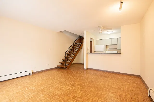 1 bed, 900 sqft, $2,200 — Photo 3
