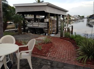 1597 Main St, Fort Myers Beach, FL 33931