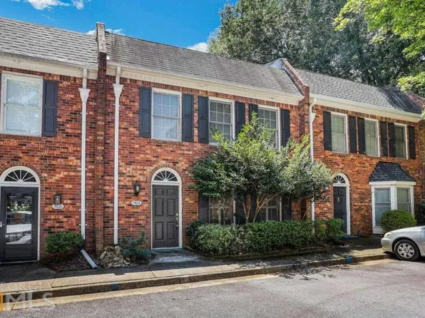 7404 Saint Charles Sq, Roswell, GA 30075