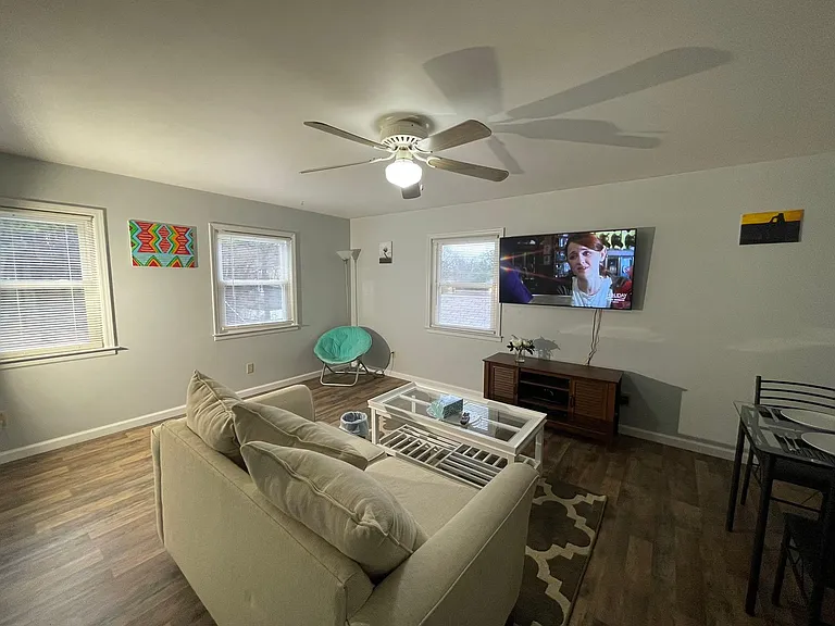 518 Nash St #5 — Photo 9